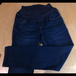 EUC Old navy skinny maternity jeans - size 8 REG